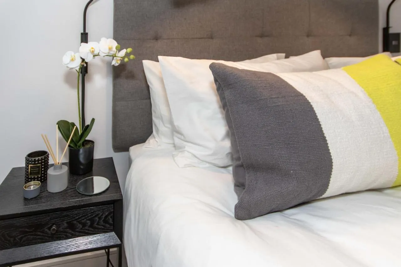 G04 The Signature, De Waterkant, Cape Town Apartment