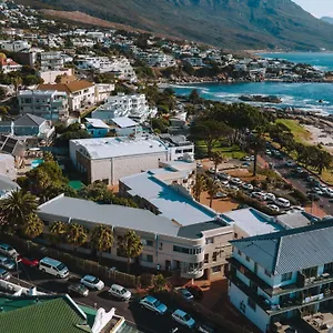 Camps Bay Village - And Le Cap